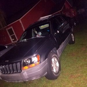 2002 Jeep grand chereokee laredo